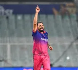 Bengal T20 League: Shami hat-trick, Vishal's 86 power Siliguri Strikers to dominant win