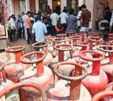 Pradhan Mantri Ujjwala Yojana subsidy limited to 4 cylinders per year by Central Government