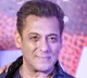 Salman Khan tears up at the funeral of his close friend