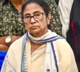Amid speculation over TMC-Congress merger, Mamata returns to Kolkata alone