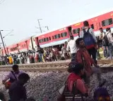 Morena train tragedy four passengers run over by Patalkot Express