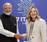 We are the best on Instagram Meloni fun comments with Modi