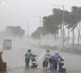 Heavy rain forecast for AP and Telangana with thunder and lightning