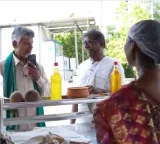 Chandrababu Naidu calls wife Bhuvaneswari before buying cold pressed oil in Palnadu tour