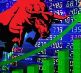 Sensex, Nifty end marginally higher as late selling erodes early gains