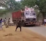 Chhattisgarh Police chase and arrest truck driver who killed girl in road accident