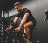 Should you eat before exercise or on an empty stomach Experts answer