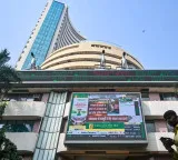 Nifty, Sensex end lower as IT stocks drag; investors eye US-Iran talks