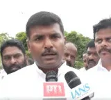 YSRCP leader appears before Women’s Commission on remark against minister