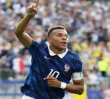 Kylian Mbappe becomes knockout king French star surpasses legends