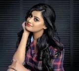 Tini Tom booked, Ansiba seeks action against actresses Lakshmi Priya, Swetha Menon