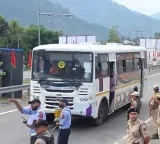 2nd batch of Amarnath Yatra pilgrims leaves Jammu amid tight security; devotees praise arrangements