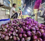 Centre hikes onion procurement price by 13 pc to Rs 2,125 per quintal