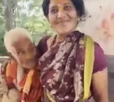 Chandrababu Naidu awestruck by 116-year-old woman who trekked up to Tirumala temple