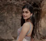Bhagyashri Borse breaks down at 'Lenin' success meet; thanks fans for their constant motivation!