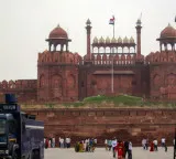 Delhi: Bomb threat at Red Fort declared hoax after extensive security check