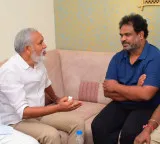 TDP MLA Pulivarthi Nani honors Lenin director Murali Kishore Abburu