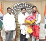 Revanth Reddy says development has nothing to do with politics
