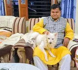 Pradeep Jain dog dies during funeral procession after 15 year bond
