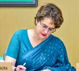 Fraudsters posing as officials from Priyanka's office promise ministerial berths; Cong lodges complaint with Kerala Police