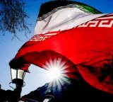 Iran warns of 'offensive and destructive' phase if US war continues