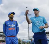 3rd ODI: Bumrah misses out as England opt to bat first in series decider