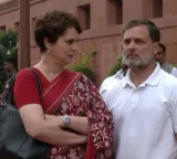 Rahul Gandhi demands govt’s apology for crackdown on protesting students