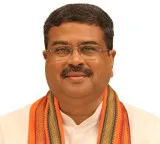 Dharmendra Pradhan resigns as Education Minister amid Jantar Mantar protests