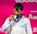 Commonwealth Games India wins silver in weightlifting as Rishikanta sets Snatch record