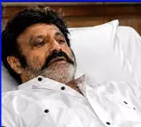 CM Chandrababu Naidu visits Balakrishna and inquires with doctors about health condition