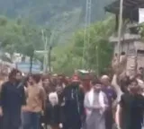 Joint Awami Action Committee leads massive Long March from Rawalakot to Muzaffarabad