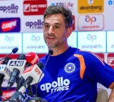 Ryan ten Doeschate leaves India coaching role to rejoin KKR