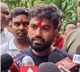 Abhijit Dipke says PM Modi should resign and become a social media influencer