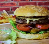 Maharashtra Government bans junk food sales in schools across the state
