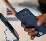 Apple momentum to continue despite price hikes say experts