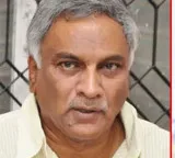 Tammareddy Bharadwaj says Jagan won with YSR photo but thought it was his own image