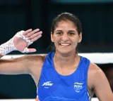 India shines at Commonwealth Games with two more gold medals today