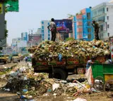 Bombay High Court slams Indians for littering on roads while being clean abroad