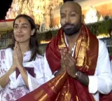 Hardik Pandya visits Tirumala with girlfriend and sports a new bald look