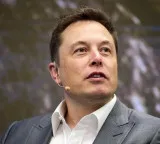 Elon Musk Net Worth Drops by 57 Lakh Crore Rupees in One Month