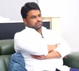Tammineni Seetharam son surrenders in court and gets bail