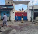 Pakistan suicide attack on peace rally kills seven