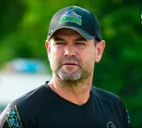 Pakistan appoints South African Mike Smith as batting coach