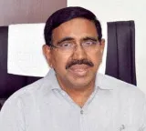 Minister Narayana honored by CREDAI AP representatives over GO 161