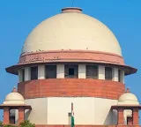 SC upholds acquittal of 20 accused in Maha Holi murder case