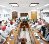 Farmers support ethanol in meeting with Agriculture Minister Chouhan