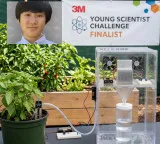 Roy Kim 13 year old boy invents device to extract water from air