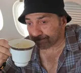 Sunny Deol and Karan Deol indulge in ‘Baap Beta Dialoguebaazi’ on a flight
