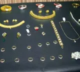 Gold, diamond jewellery worth Rs 1 crore seized at Kolkata Airport, one arrested