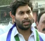 Devineni Avinash Demands CBI Probe Into DSC Irregularities And Resignation Of Nara Lokesh